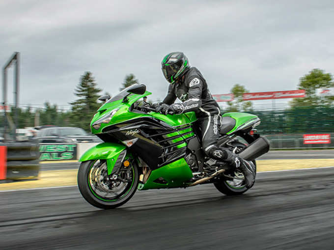 2016 कावासाकी ZX-10R और ZX-14R निंजा