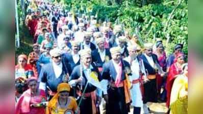 ಕೊಡವಾಮೆರ ಬೊಳ್‌ಚೆಕ್ ಮಕ್ಕಡ ಪಾತ್ರ