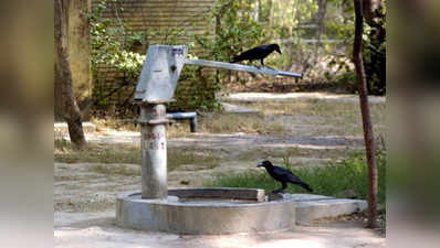 मध्य प्रदेशः दलित छात्र को नहीं पीने दिया पानी, गई जान