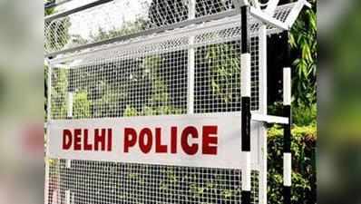 पिछले दो सालों में दिल्ली पुलिस के 229 अधिकारियों के खिलाफ तीन या अधिक शिकायतेंः सरकार