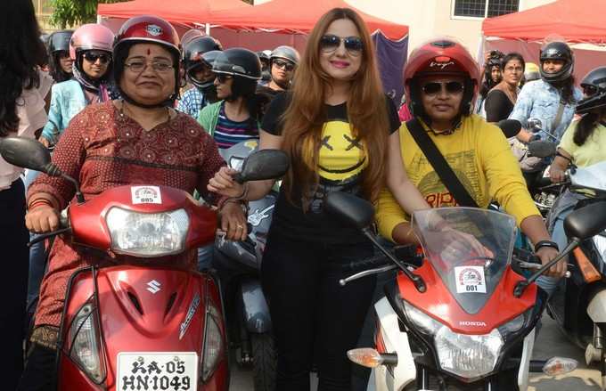 Womens Bike Rally in Bengaluru (4).jpg