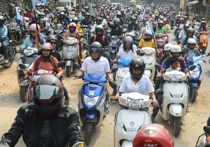 Womens Bike Rally in Bengaluru (22).jpg