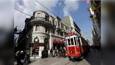 इस्तांबुल में आत्मघाती हमला: 5 लोगों की मौत, 20 घायल