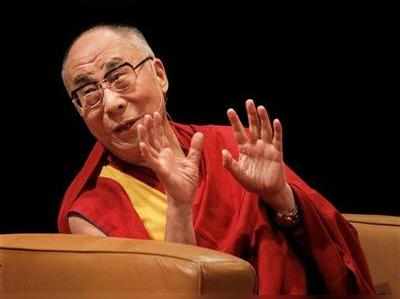 तिब्बती बौद्धों को मूर्ख बना रहे दलाई लामा : चीन
