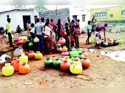 ನೀರಿನ ಅಭಾವ: ತಪ್ಪದ ಬವಣೆ