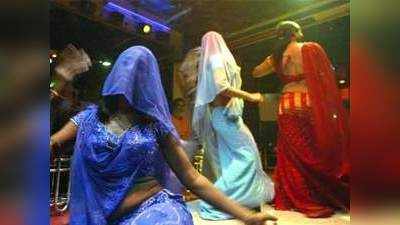 महाराष्ट्र सरकार ने डांस बारों को बताया क्या है अश्लीलता