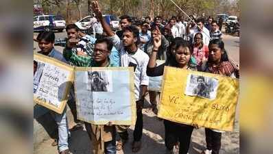 హెచ్‌సీయూలో ఉద్రిక్తత: విద్యార్థుల అరెస్టు
