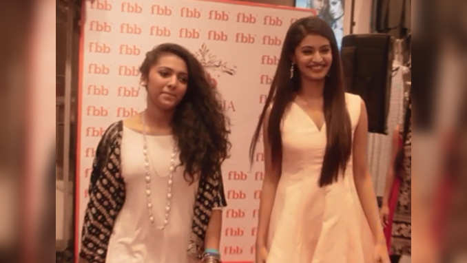 मिस इंडिया २०१६ फायनलिस्ट FBB स्टोअर मध्ये