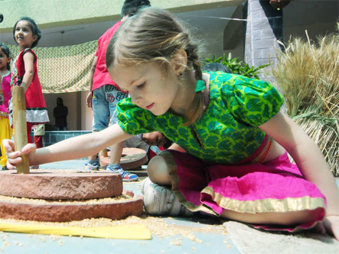 ढोल, भांगड़ा, गिद्दा और खुशियों का कॉम्बो: वैसाखी