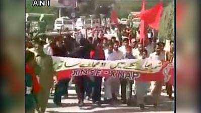 पीओके में पाकिस्तान के खिलाफ प्रदर्शन, सड़क पर उतरे लोग