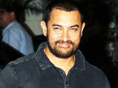 सूखे की मार झेल रहे दो गांवों को गोद लिया आमिर खान ने