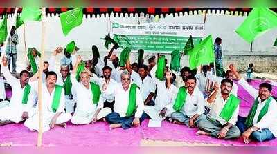 ಅನ್ನದಾತರಿಂದ ಅನಿರ್ದಿಷ್ಟಾವಧಿ ಧರಣಿ