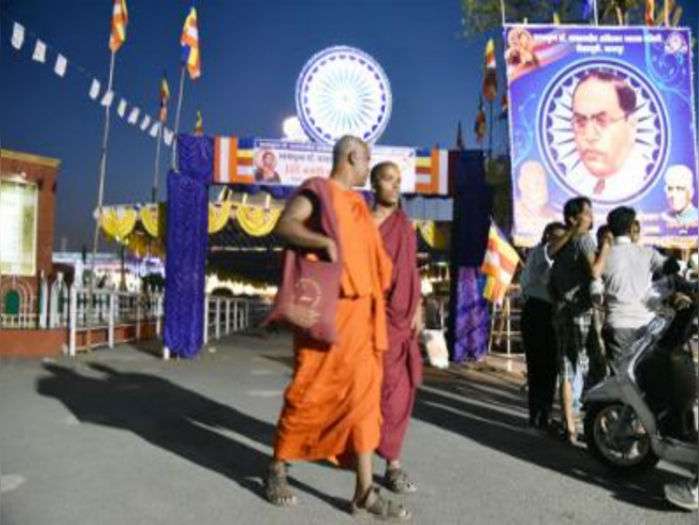 धम्म चेतना यात्रा: यूपी में बौद्ध भिक्षु देंगे मोदी के आंबेडकर प्रेम का संदेश