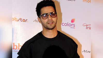 Varun Dhawan assures to help physically challenged 