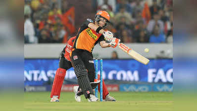 IPL: वॉर्नर की पारी ने दिलाई हैदराबाद को जीत