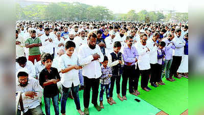 ಮಳೆಗಾಗಿ ಬಿಸಿಲಲ್ಲಿ ನಿಂತು ಕಣ್ಣೀರು ಸುರಿಸಿದರು!