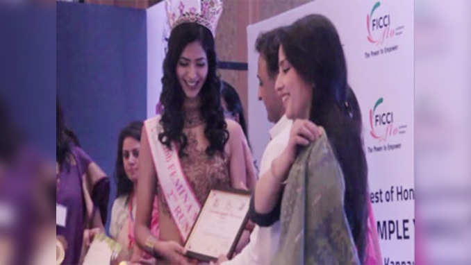 Miss India 2016 2nd runner up Pankhuri Gidwani gets felicitated