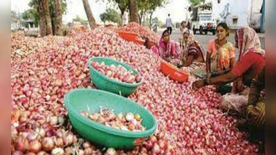 ಬೆಲೆ ಕುಸಿತ: 50 ಪೈಸೆಗೆ ಕೆ.ಜಿ. ಈರುಳ್ಳಿ ಮಾರಾಟ