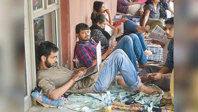HC से सजा पर रोक के बाद JNU छात्रों ने भूख हड़ताल समाप्त की