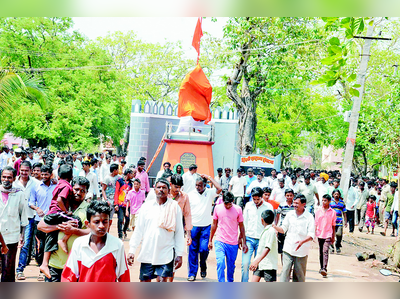 ಶಿವಾಜಿ ಪುತ್ಥಳಿಯ ಖಡ್ಗಕ್ಕೆ ಹಾನಿ ಖಂಡಿಸಿ ಪ್ರತಿಭಟನೆ