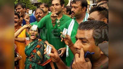 West Bengal assembly polls results: Celebrations outside Mamatas residence 