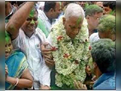 জমিরক্ষার সেনাপতিকে আবার জেতাল সিঙ্গুর