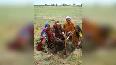 গুজরাতে বৃষ্টির জল বাঁচাবেন কী ভাবে, পাঠ নিচ্ছেন ১৮১ আইএএস