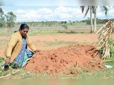 ನಿಮಿಗ್ಯಾಕೆ ಜಮೀನು, ನೀವೇನ್‌ ಉಳುಮೆ ಮಾಡ್ತೀರಾ..?