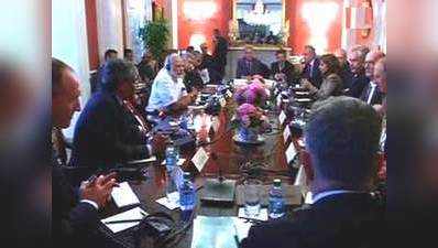 PM Modi holds meeting with heads of American think tanks 