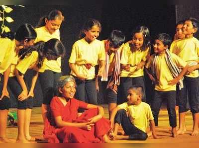 ನಾಯಿ ತಿಪ್ಪನಿಗೆ ಶತದಿನದ ಸಂಭ್ರಮ