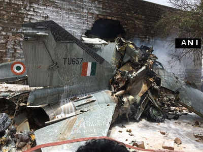 जोधपुर में मिग विमान क्रैश होकर रिहायशी इलाके में गिरा
