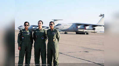 भारतीय वायु सेना की तीन युवतियां उडाएंगी लड़ाकू विमान