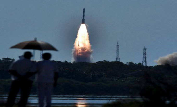 ISROचा नवा विक्रम; २० उपग्रहाचे प्रक्षेपण