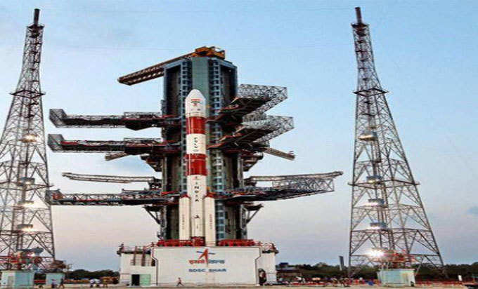 ISROचा नवा विक्रम; २० उपग्रहाचे प्रक्षेपण