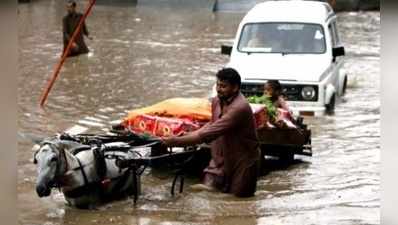 பாகிஸ்தானில் திடீர் வெள்ளப்பெருக்கு