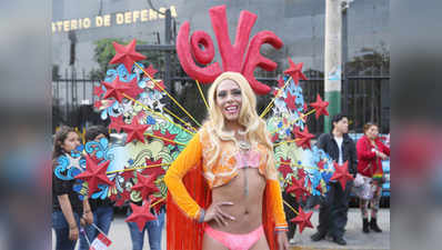 Thousands celebrate gay pride in Peru 