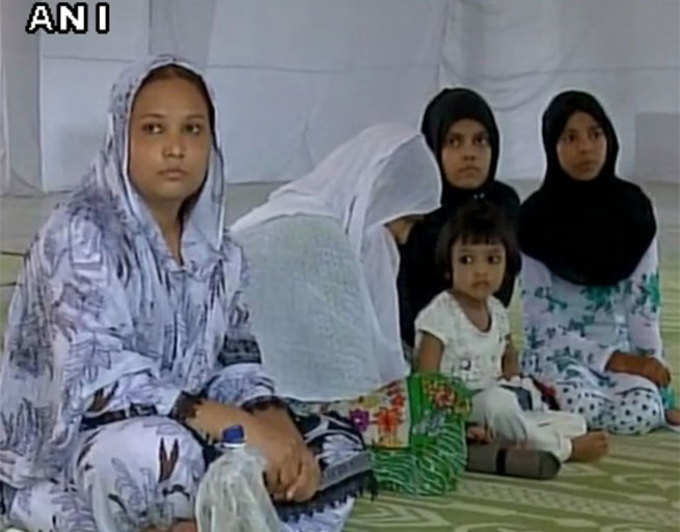 ईदगाह में महिलाओं ने पढ़ी ईद की नमाज
