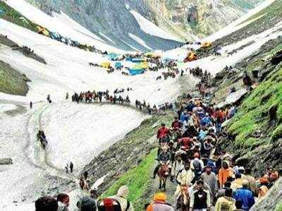 मुस्लिमों ने की सुरक्षा के साथ दोबारा अमरनाथ यात्रा शुरू करने की मांग