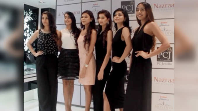 Yamaha Fascino Miss Diva 2016 Delhi finalists visit Nazraana Jewellery store