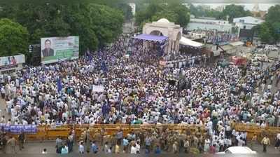 மாயாவதியை விலைமகளுடன் இணைத்துப் பேசியவரை கைது செய்ய ஆர்ப்பாட்டம்