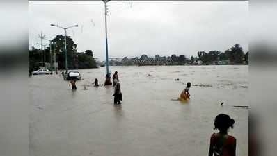 দক্ষিণ শুখা হলেও টানা বৃষ্টিতে