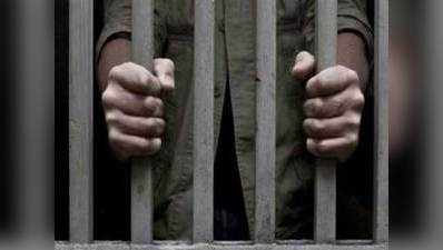 कानपुरः बीएसपी नेताओं की गिरफ्तारी के लिए जिला जेल के बंदी ने दी भूख हड़ताल की धमकी