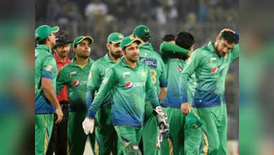 पीसीबी ने पाकिस्तानी खिलाड़‍ियों की परिवार साथ रखने की मांग ठुकराई