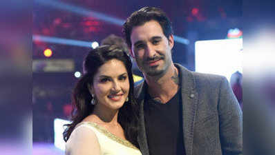 Sunny Leone to play herself in her biopic! 