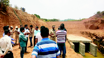 ಕಣಕುಂಬಿಯಲ್ಲಿ ನಿಷೇಧಾಜ್ಞೆ