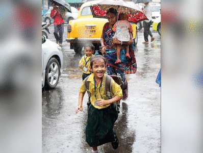 ভিয়েতনামি নিম্নচাপেও ভরসা নেই ভারী বৃষ্টির