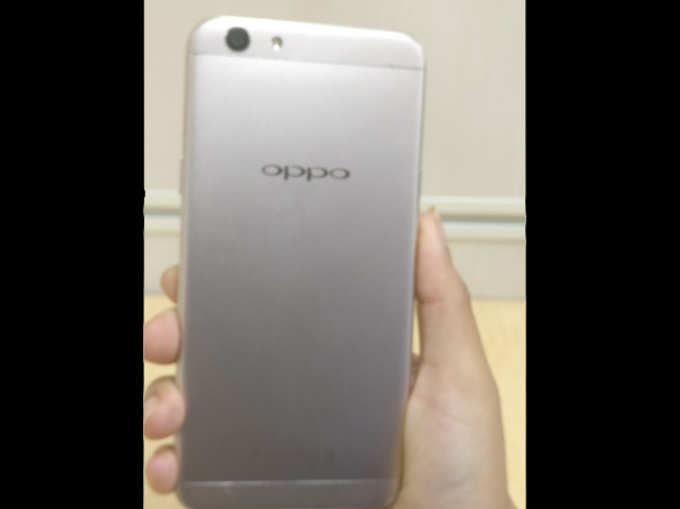 सेल्फी के शौकीनों के लिए है ओपो F1s स्मार्टफोन