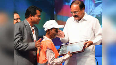 Venkaiah Naidu launches Swachh Survekshan 2017 