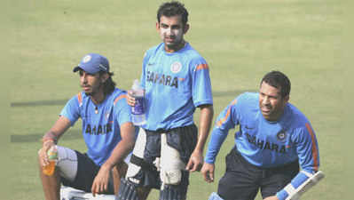 टीम इंडिया ने लंका को 7 विकेट से हराया