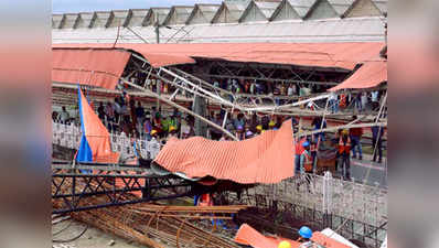 Major tragedy averted, crane collapses at Howrah platform 